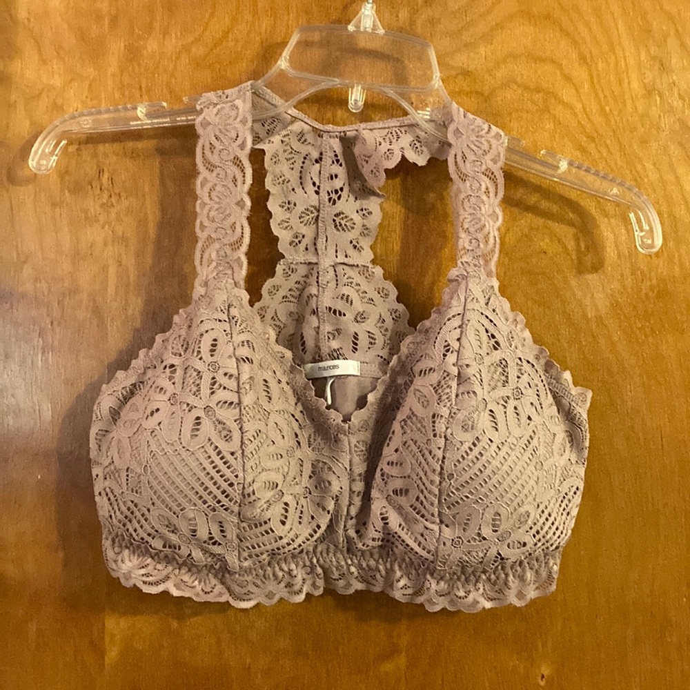 MAURICES NWOT Lace 💗 Bralette . Medium. Never Worn